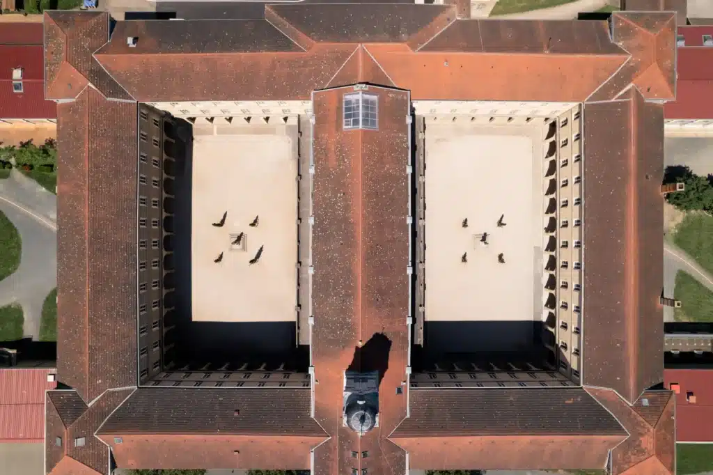 NOTRE-DAME-MONGRE-EKOLE-64